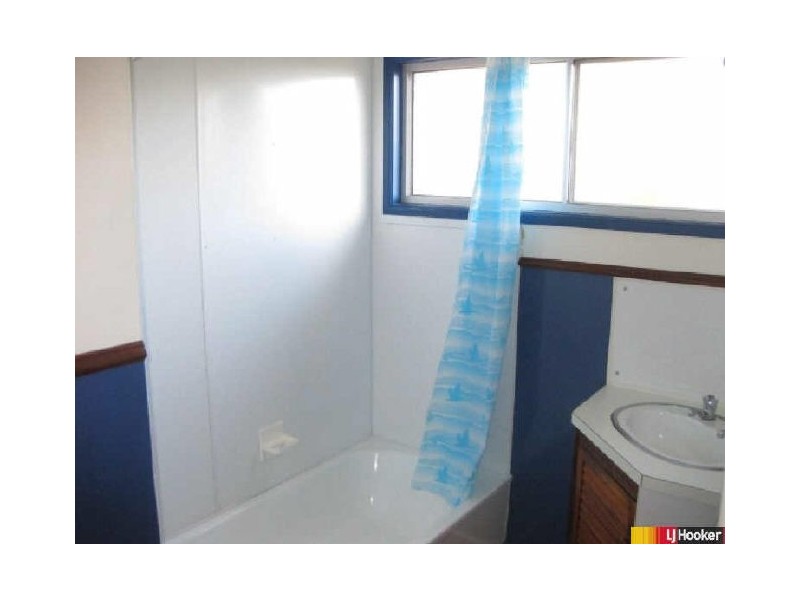 65 Clements Street, Moranbah QLD 4744