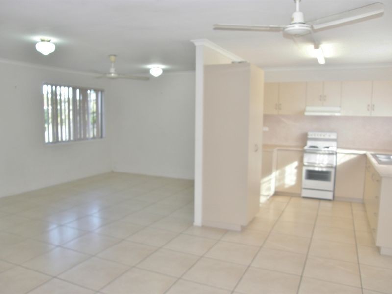 16 Avocado Court, Beaconsfield QLD 4740