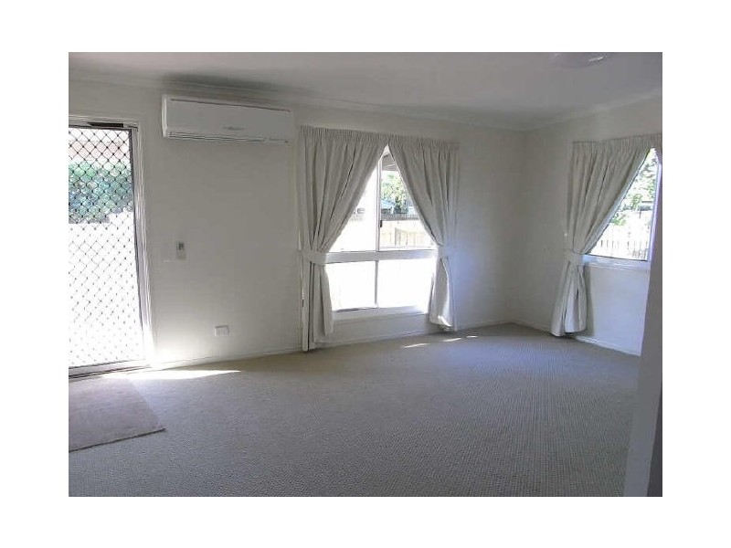 8 A Poincettia Court, Andergrove QLD 4740