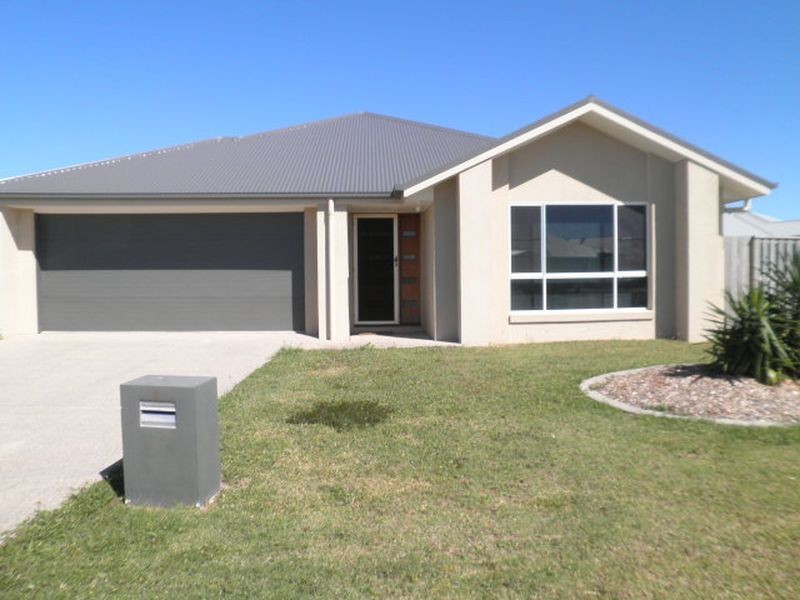 1 Trinity Parade, Blacks Beach QLD 4740