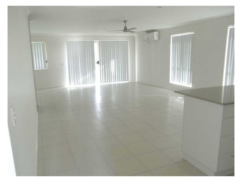 1 Trinity Parade, Blacks Beach QLD 4740