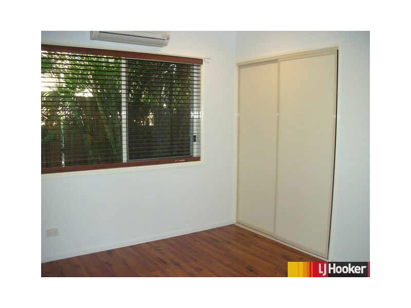 6 Hillcrest Street, Eimeo QLD 4740