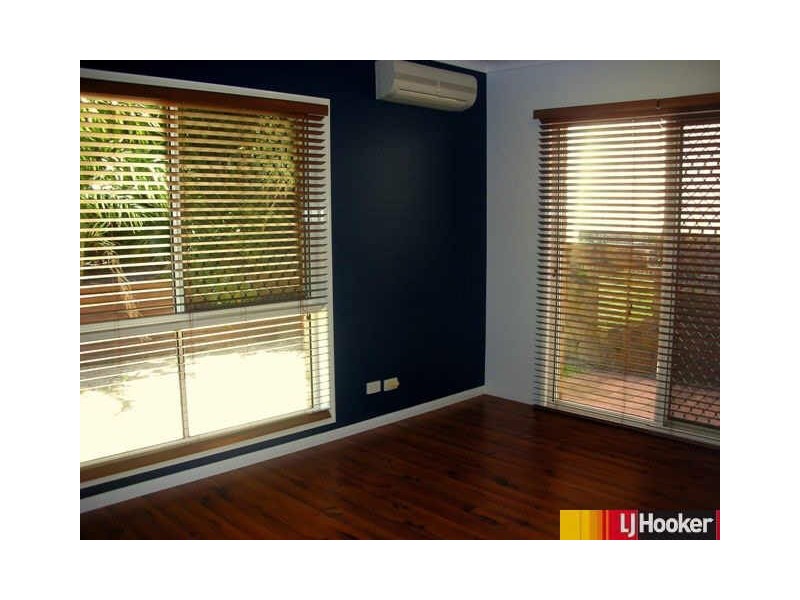 6 Hillcrest Street, Eimeo QLD 4740