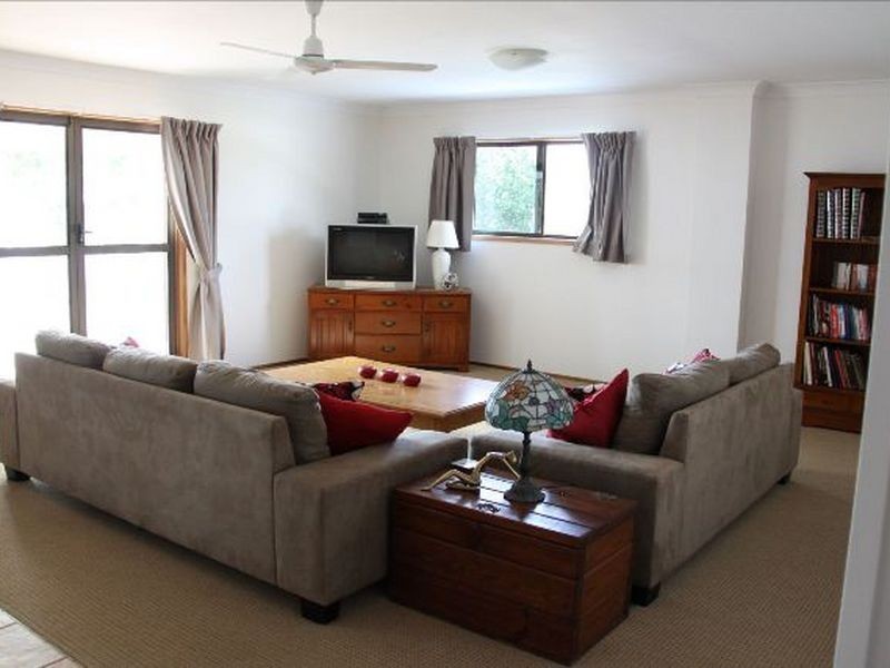 4 Aura Street, Mcewens Beach QLD 4740