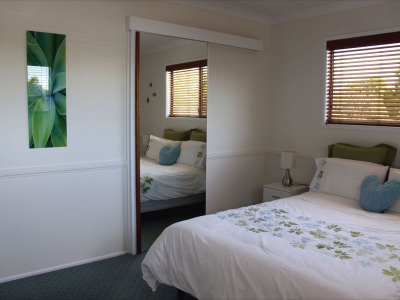 4 Aura Street, Mcewens Beach QLD 4740