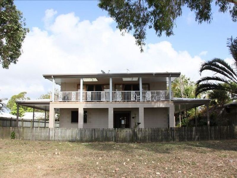 4 Aura Street, Mcewens Beach QLD 4740