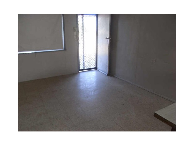 2/73 Paradise Street, West Mackay QLD 4740