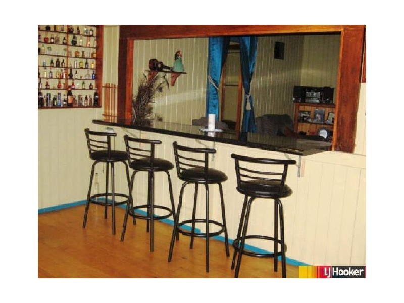 18 Pirie Street, South Mackay QLD 4740