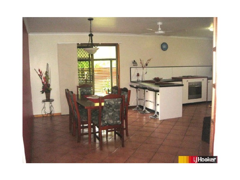 8 Huntleys Road, Sarina QLD 4737