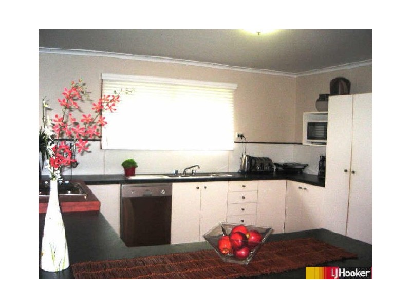 8 Huntleys Road, Sarina QLD 4737