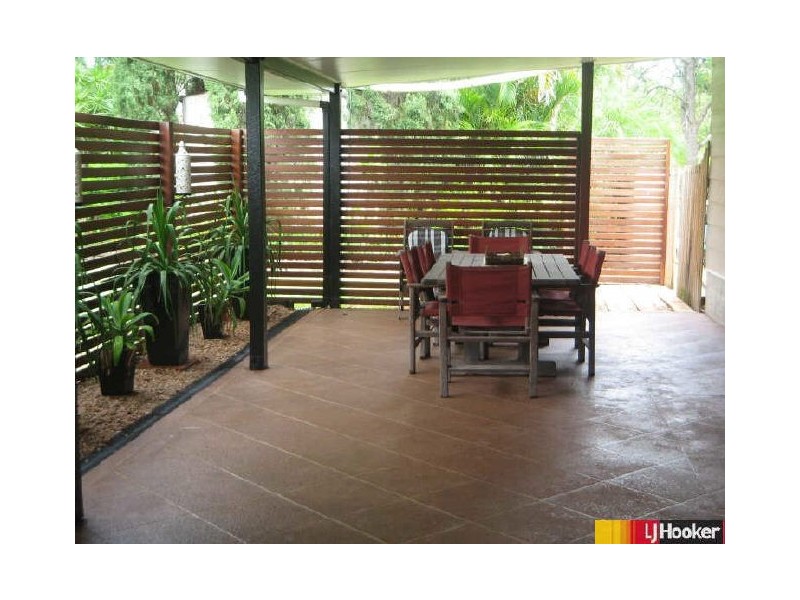 8 Huntleys Road, Sarina QLD 4737