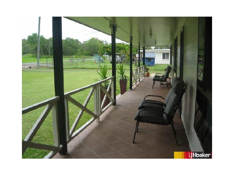 8 Huntleys Road, Sarina QLD 4737