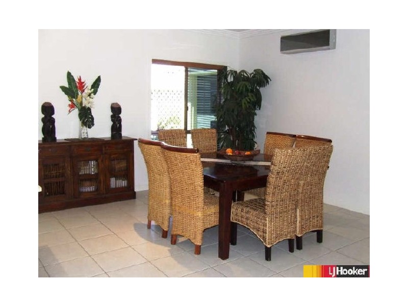 70 Gingham Street, Glenella QLD 4740