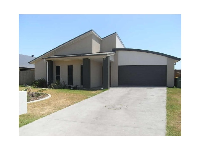 7 Duranbah Circuit, Blacks Beach QLD 4740