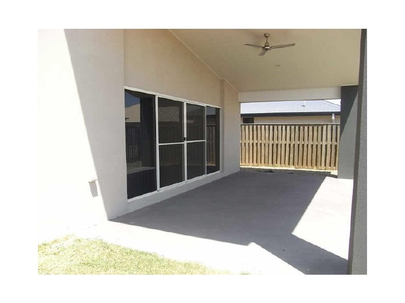 7 Duranbah Circuit, Blacks Beach QLD 4740