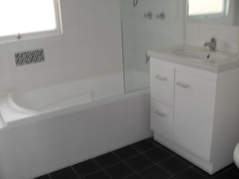 10 Willetts Road, North Mackay QLD 4740