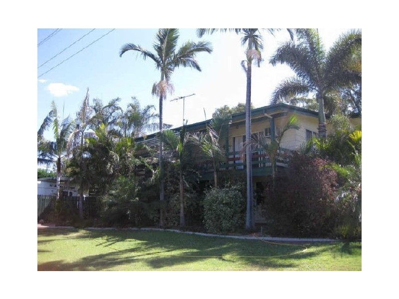 27 Clements Street, Moranbah QLD 4744