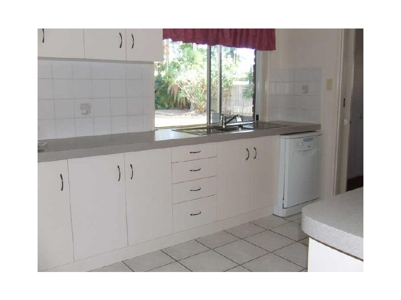 57 Eaglemount Road, Beaconsfield QLD 4740