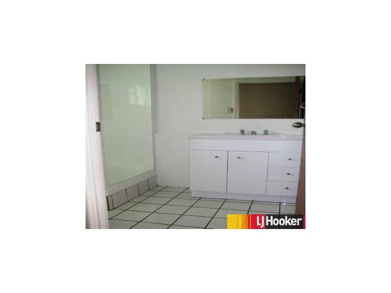 11/11 Porter Street, Mackay QLD 4740
