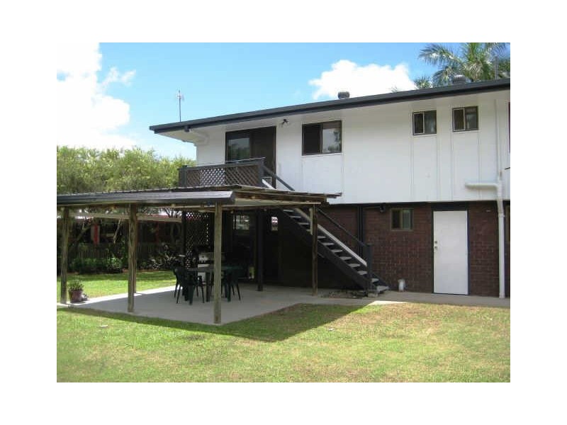 4 Viola Street, Glenella QLD 4740