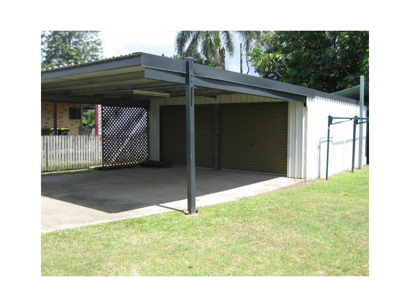 4 Viola Street, Glenella QLD 4740