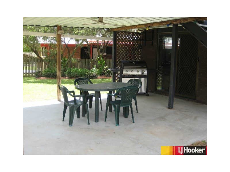 4 Viola Street, Glenella QLD 4740