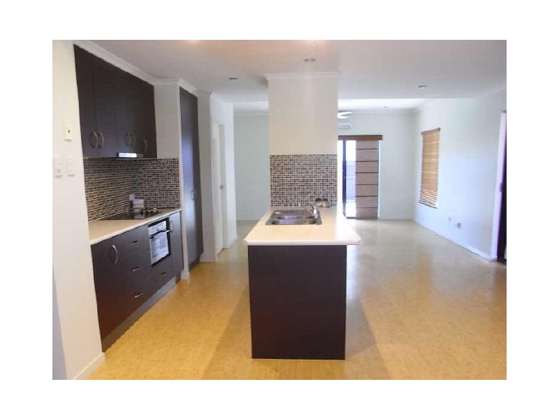 45b Hicks Road, Glenella QLD 4740