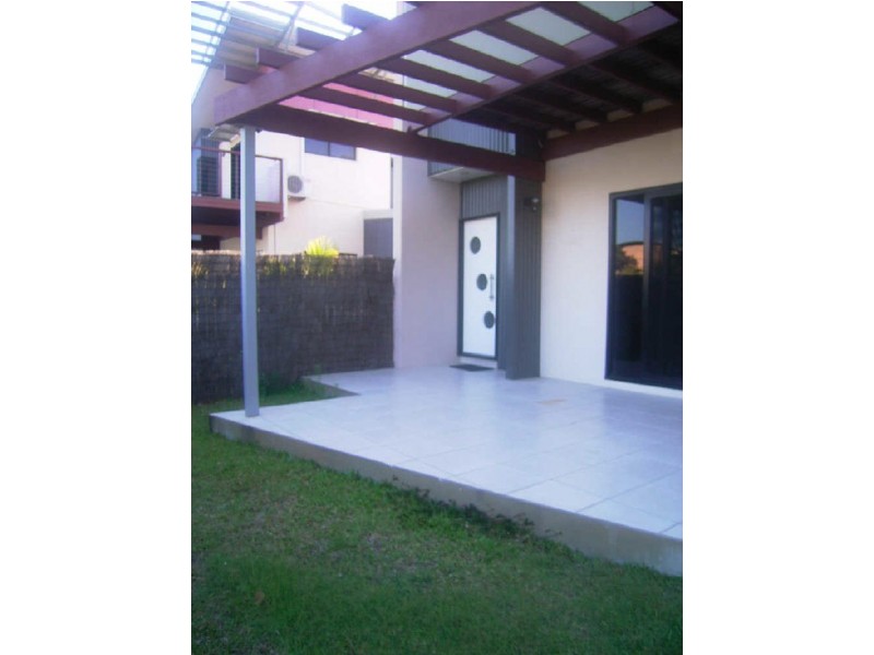 45b Hicks Road, Glenella QLD 4740