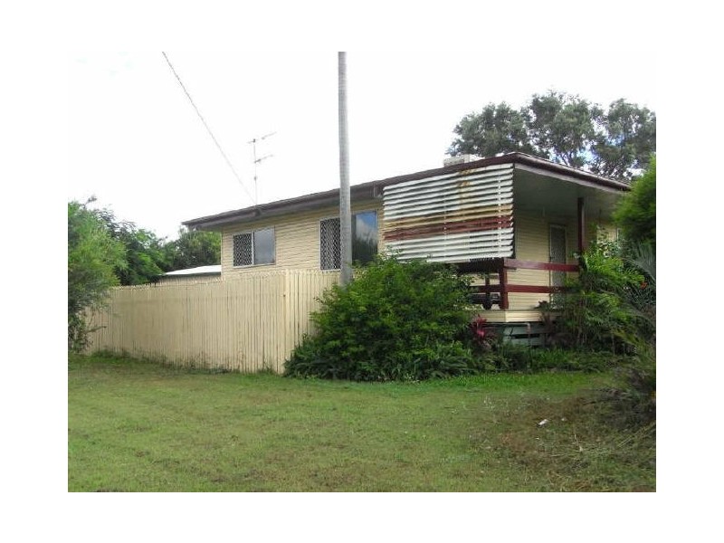 21 Rolfe Street, Moranbah QLD 4744