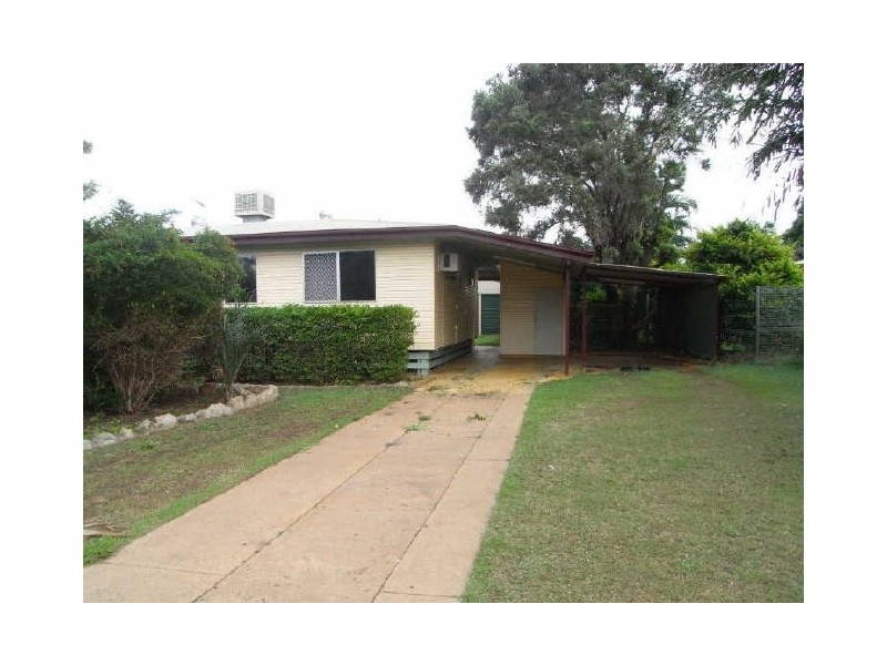 21 Rolfe Street, Moranbah QLD 4744