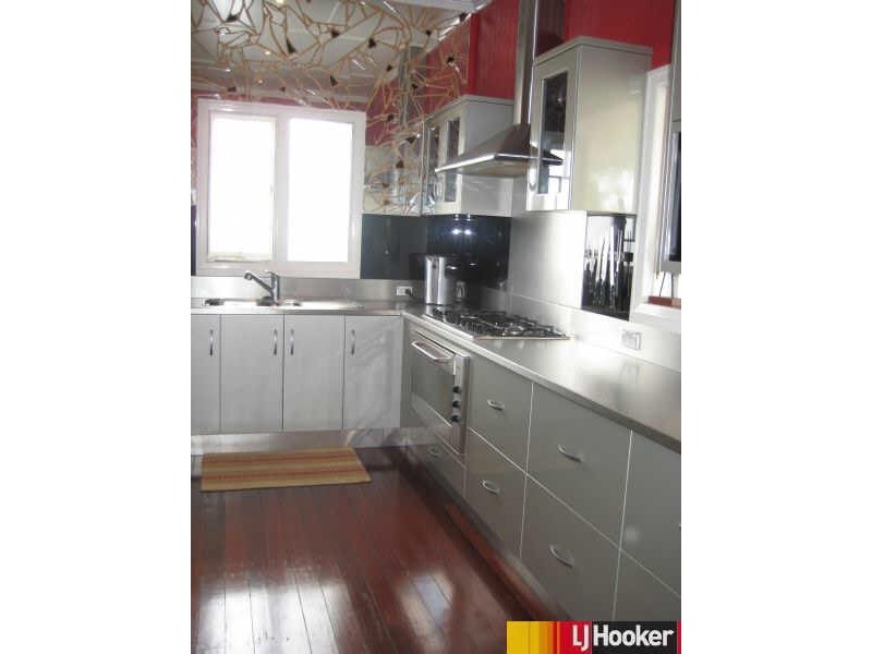 6 Steen Street, South Mackay QLD 4740
