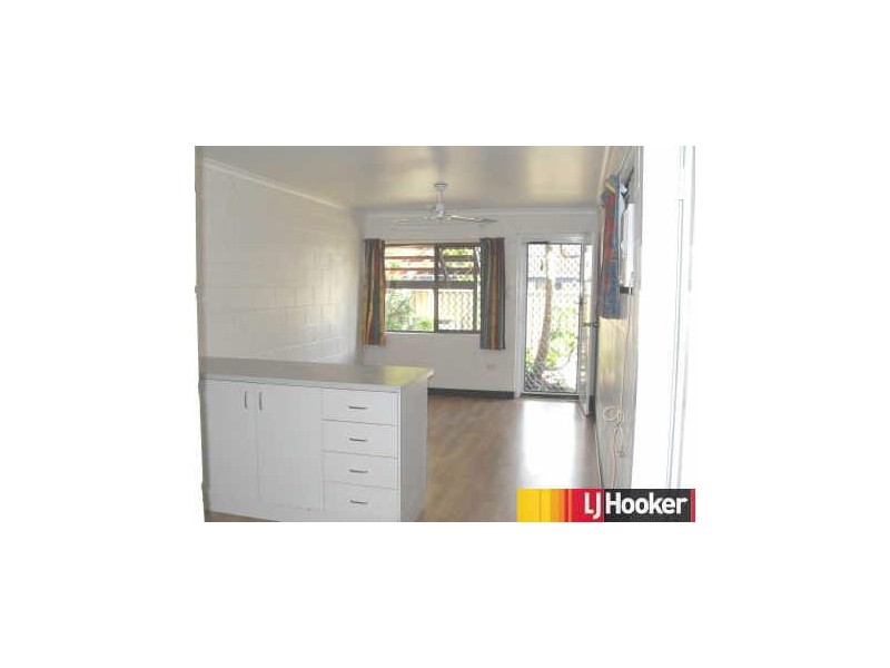3/4 East Gordon Street, East Mackay QLD 4740
