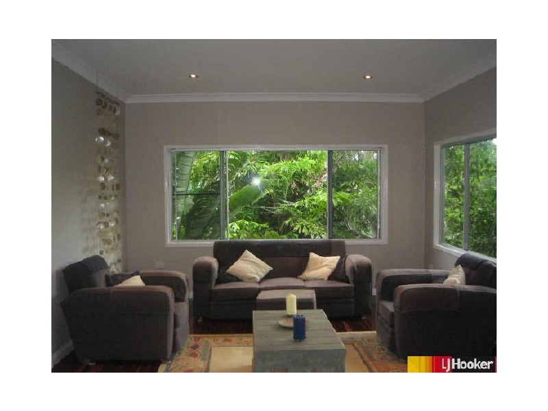 18 Pelican Street, Slade Point QLD 4740