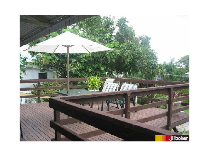 18 Pelican Street, Slade Point QLD 4740