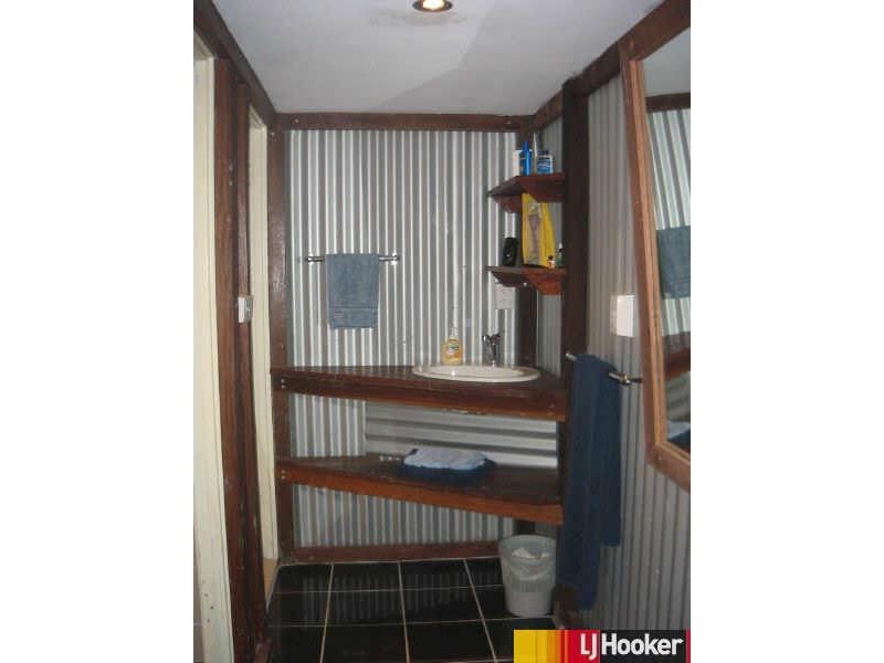 18 Pelican Street, Slade Point QLD 4740