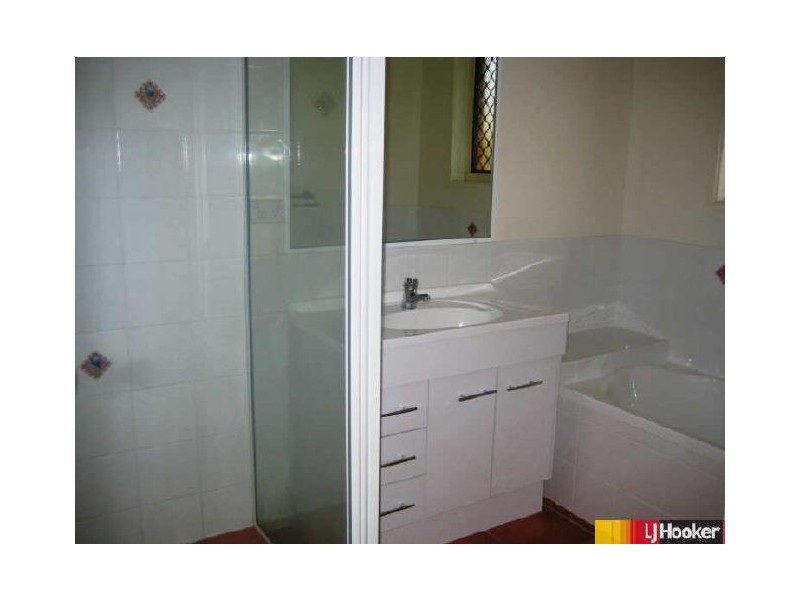 26 Livistonia Street, Andergrove QLD 4740