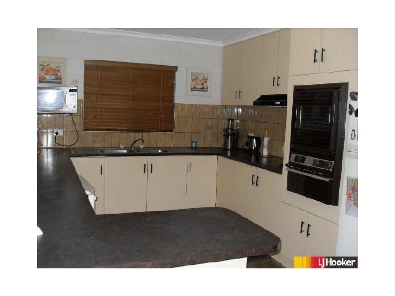 17 The Barons Drive, Andergrove QLD 4740