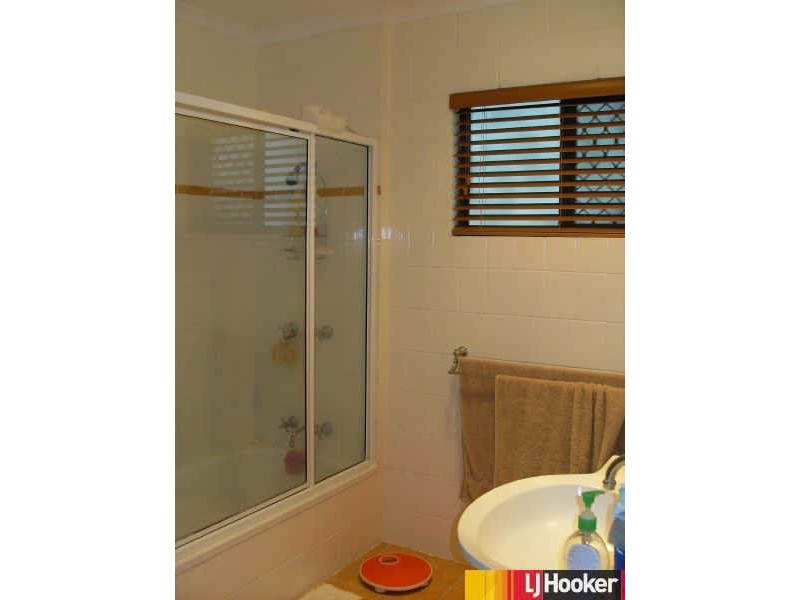 17 The Barons Drive, Andergrove QLD 4740