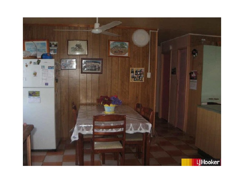 11 Cumberland Avenue, Slade Point QLD 4740
