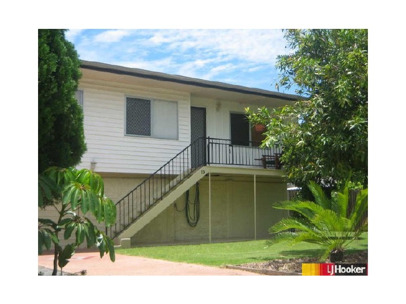13 Crane Street, Slade Point QLD 4740