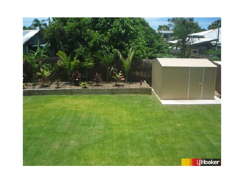 13 Crane Street, Slade Point QLD 4740