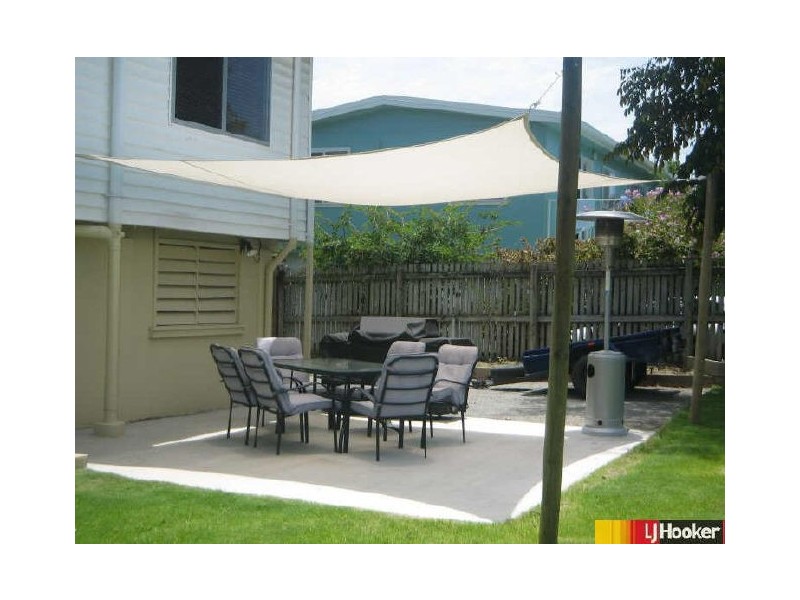 13 Crane Street, Slade Point QLD 4740