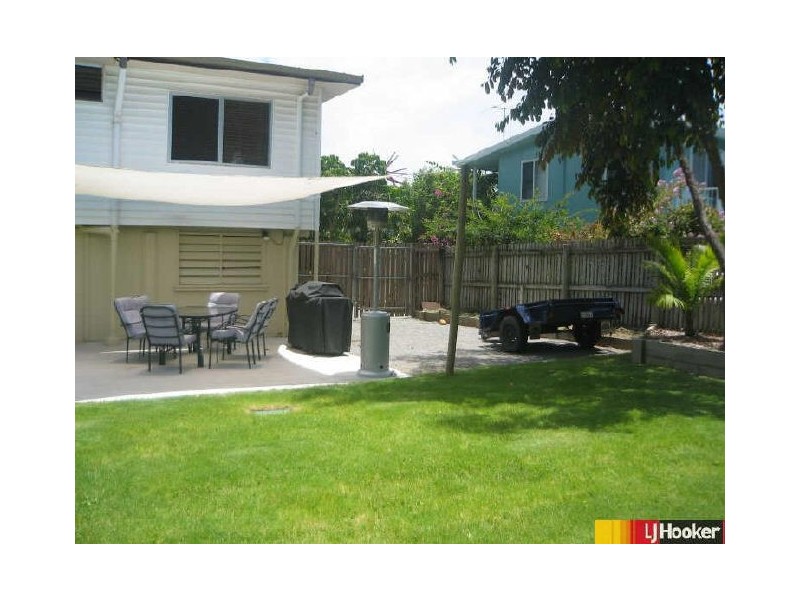 13 Crane Street, Slade Point QLD 4740