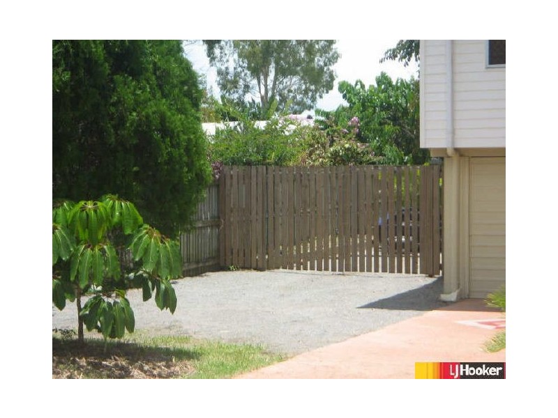 13 Crane Street, Slade Point QLD 4740