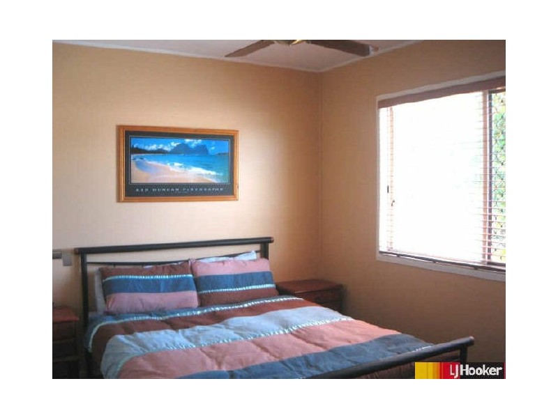 13 Crane Street, Slade Point QLD 4740