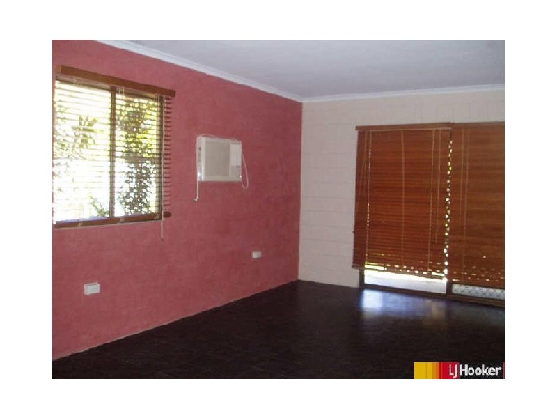 9 Blacksmith Street, Slade Point QLD 4740