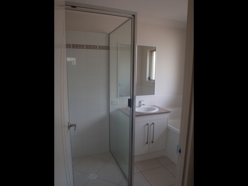 16 Whitehaven Drive, Eimeo QLD 4740
