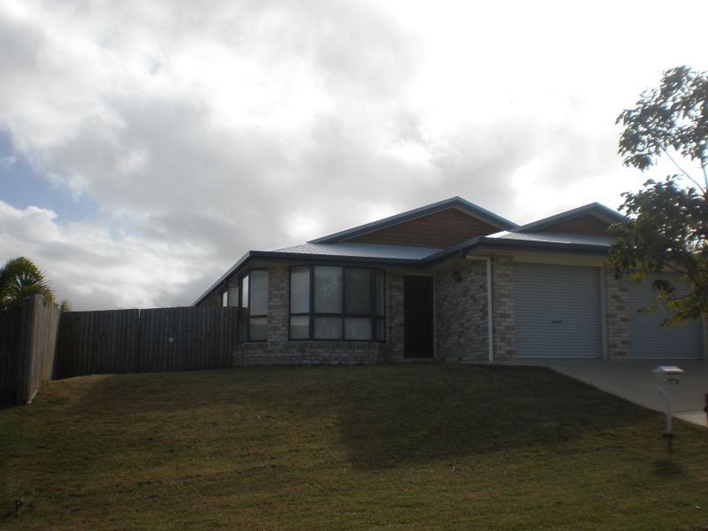 15 Kinghorn Street, Eimeo QLD 4740