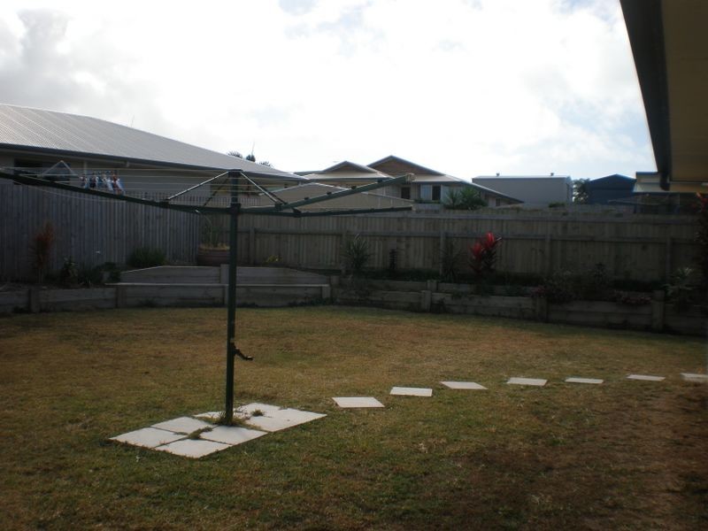 15 Kinghorn Street, Eimeo QLD 4740
