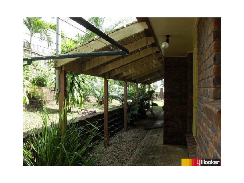 3 Sologinkins Road, Rural View QLD 4740